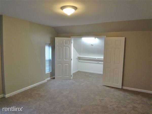 347 Academy St - Photo 2 of 10