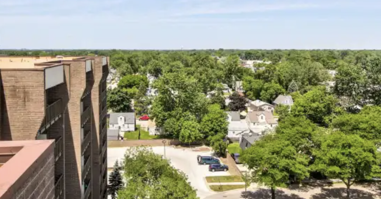 Hazelcrest Place - Photo 7 of 84