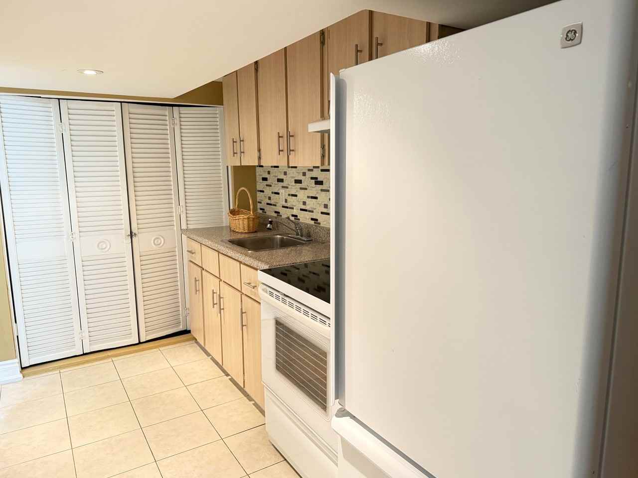 278 Brighton Avenue - Photo 3 of 18