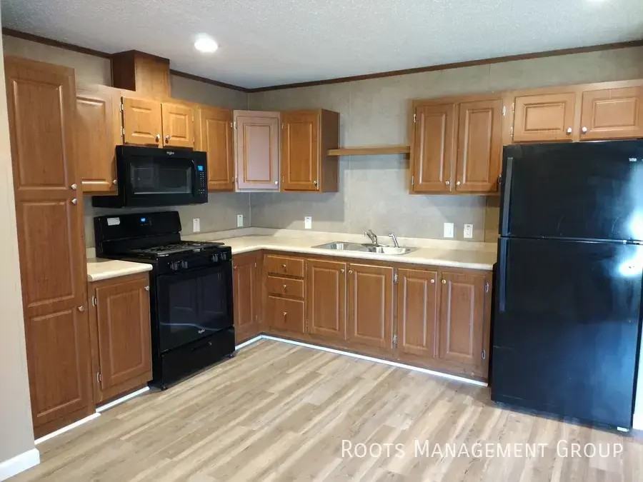 130 Pine Bluff #130 - Photo 3 of 19