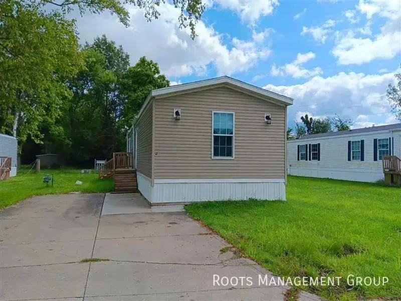 25 Locust St #25 - Photo 2 of 14