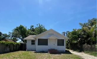 713 Seneca St #713C - Photo 1 of 1