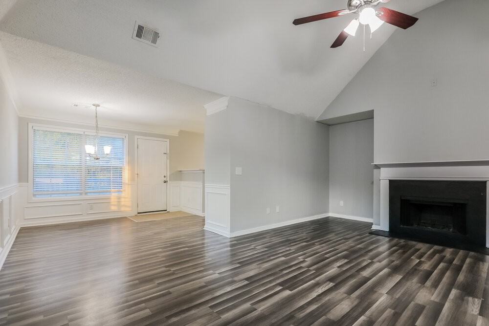 11758 Registry Blvd - Photo 5 of 17