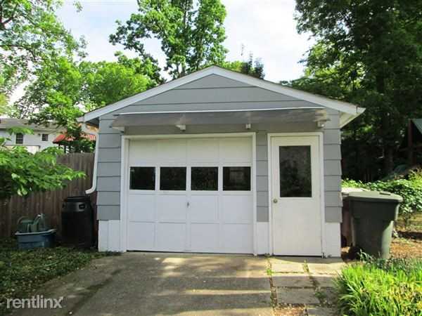 3402 Lenox Ct - Photo 2 of 9
