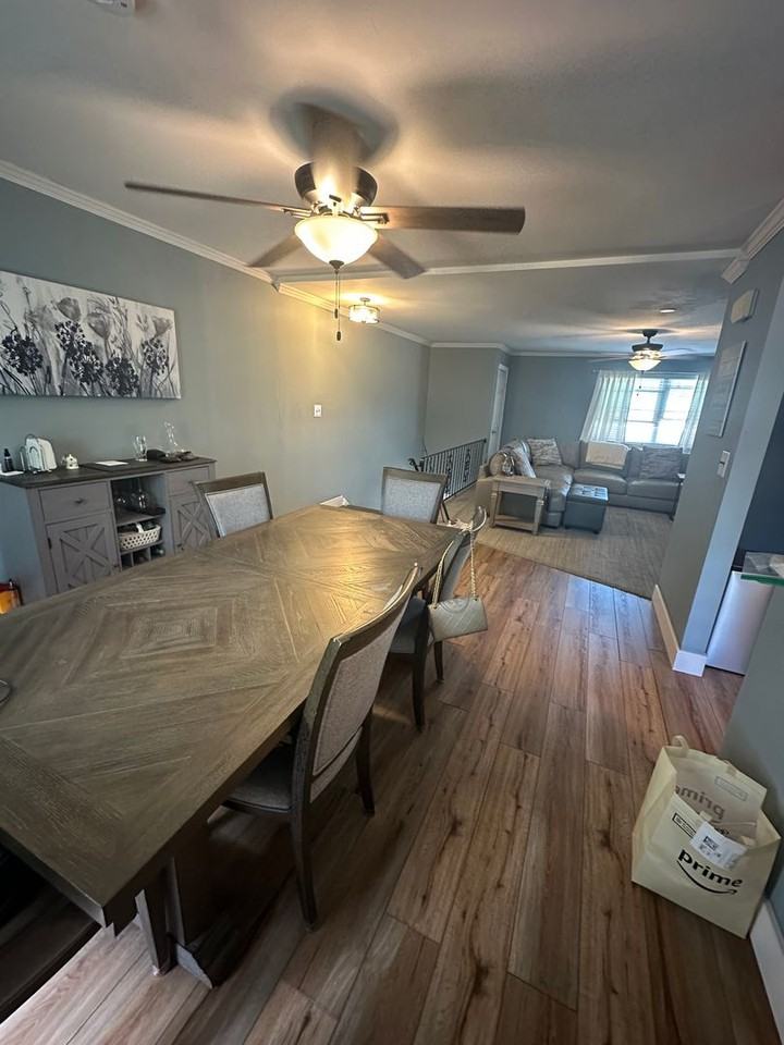 123A White St - Photo 2 of 10