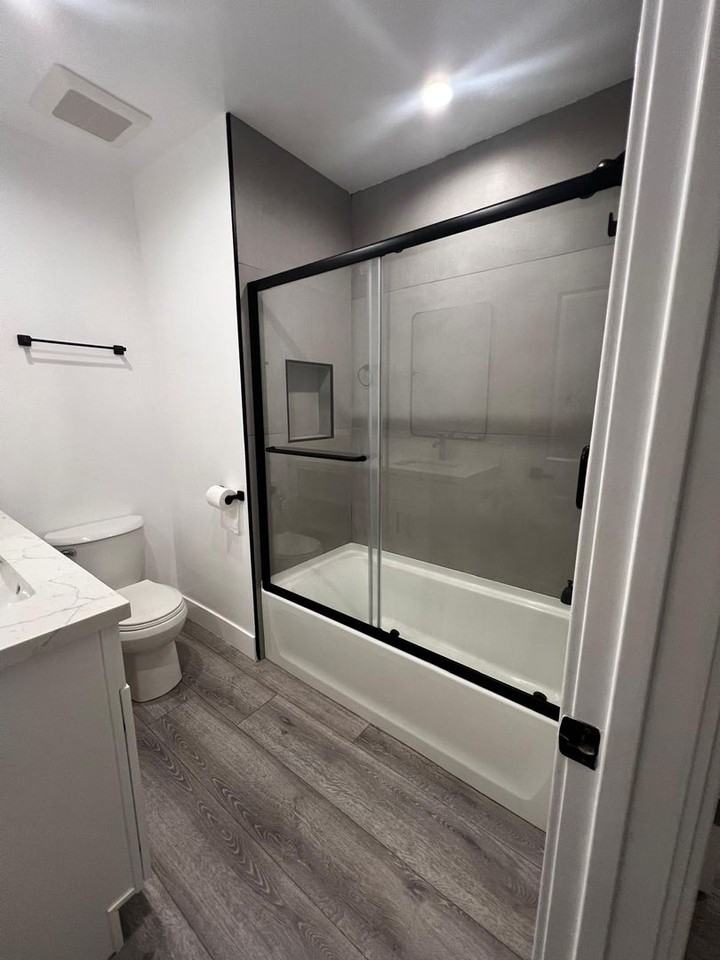 Orion Apartments - Photo 3 of 18