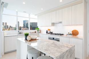 212 W Wayman St - Photo 1 of 1