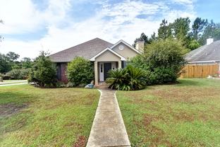 15065 Warren Dr - Photo 1 of 1