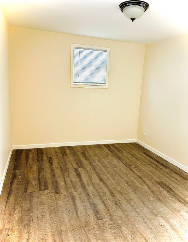 110 West Willow Drive #E - Photo 2 of 4