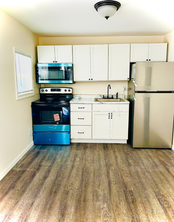 110 West Willow Drive #E - Photo 4 of 4