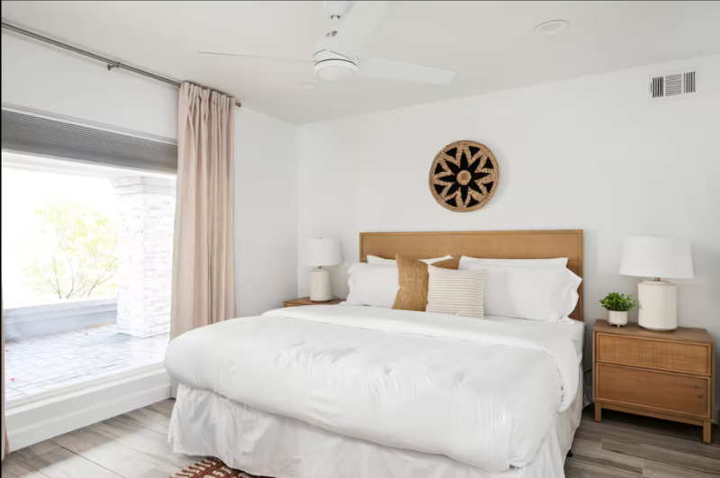 5601 E Sylvia St - Photo 6 of 7