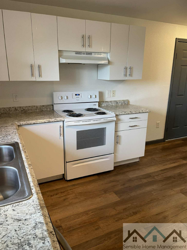 1018 76th Street Ct E #D - Photo 2 of 14