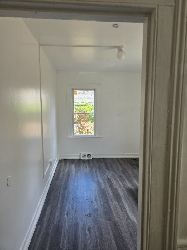120H Babcock St #1 - Photo 2 of 4