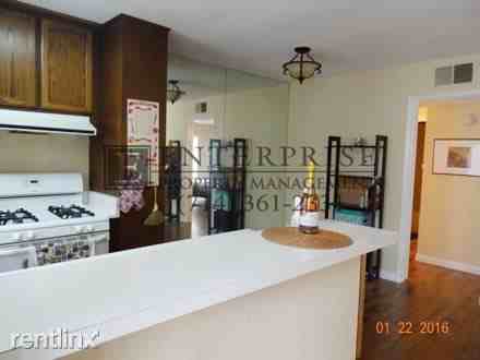 2859 S Fairview St - Photo 2 of 9