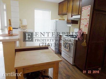 2859 S Fairview St - Photo 3 of 9