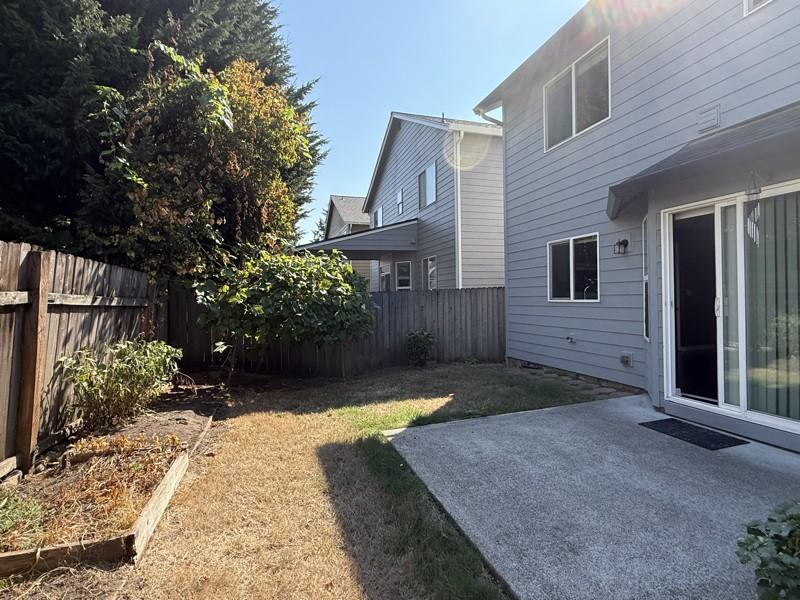 9300 Ne 81st St - Photo 2 of 27