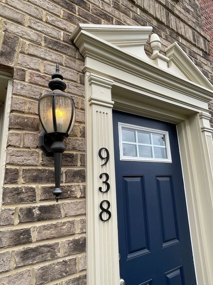 938 Bell Dr - Photo 2 of 50