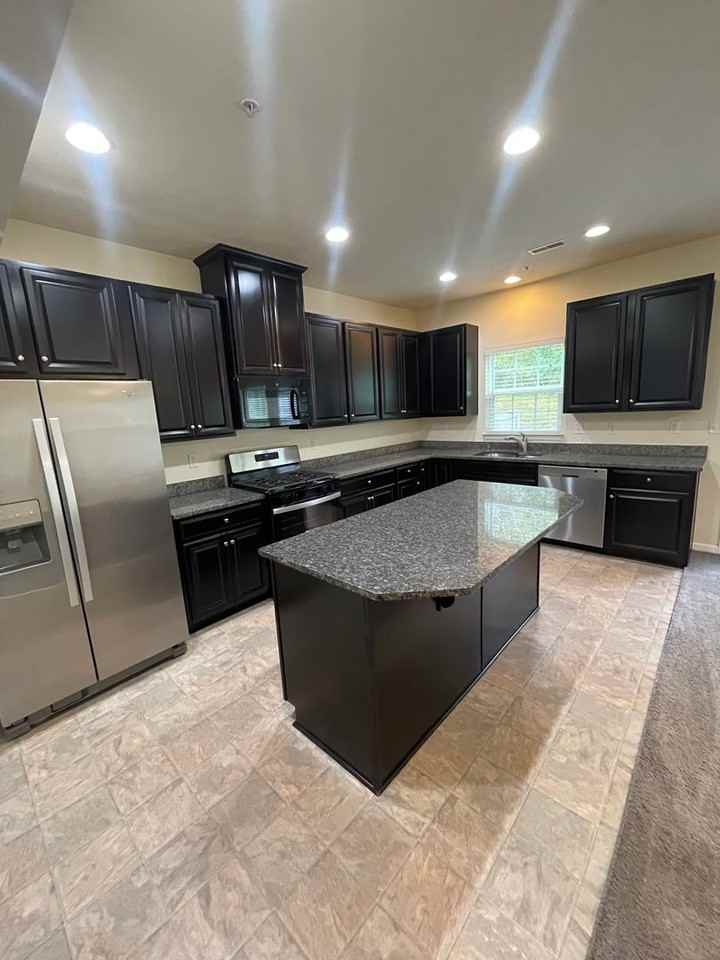 938 Bell Dr - Photo 6 of 50