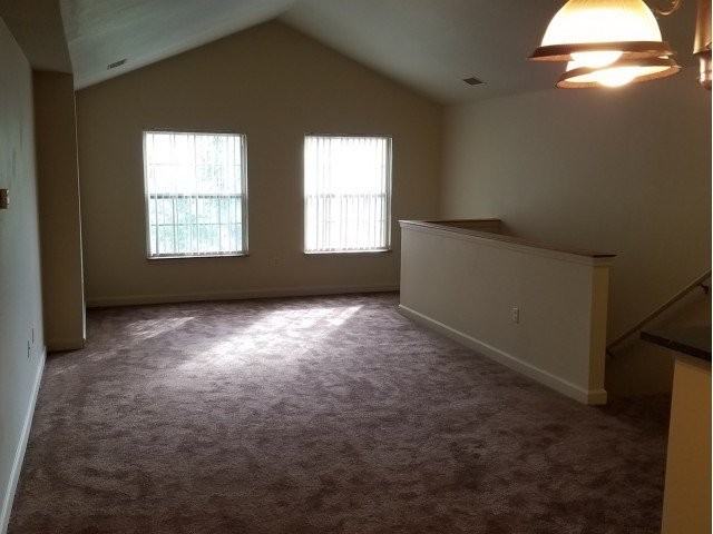 Shelborne Square Apartments - Photo 3 of 9