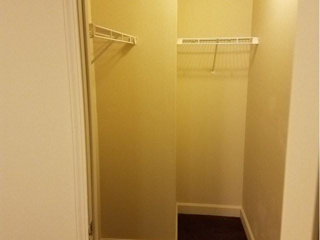 Shelborne Square Apartments - Photo 6 of 9