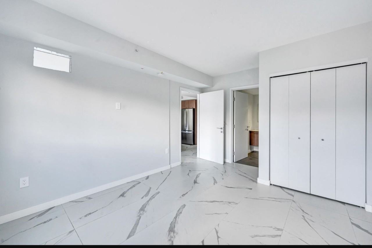 840 Northeast 130th Street - Photo 2 of 12