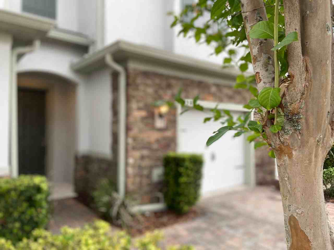 7580 Aloma Pines Ct - Photo 2 of 28