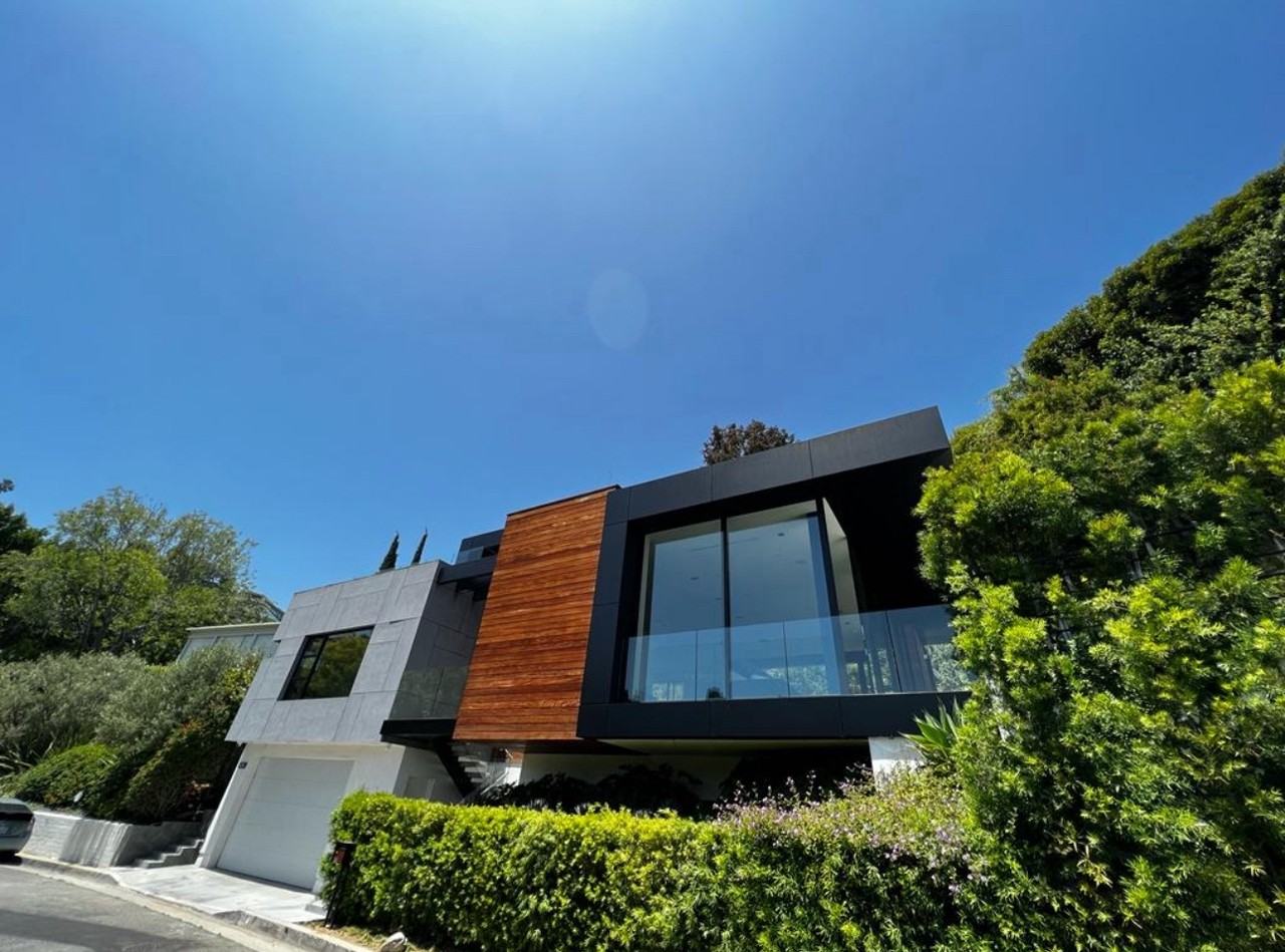 1331 Belfast Dr #NA - Photo 2 of 28