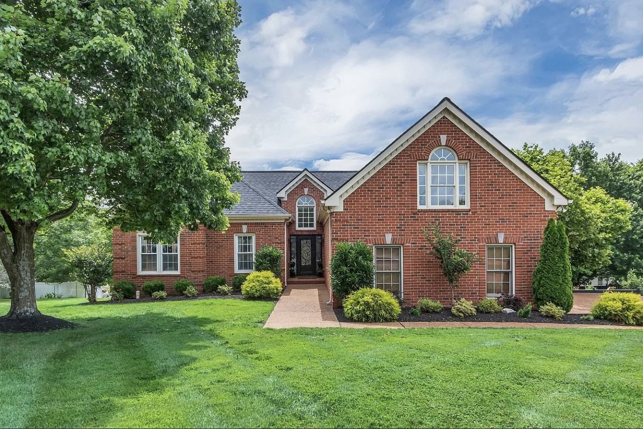 2779 Landcashire Ct #NA - Photo 2 of 32