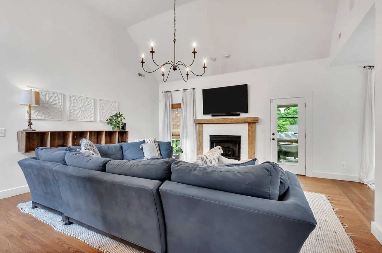 2779 Landcashire Ct #NA - Photo 7 of 32