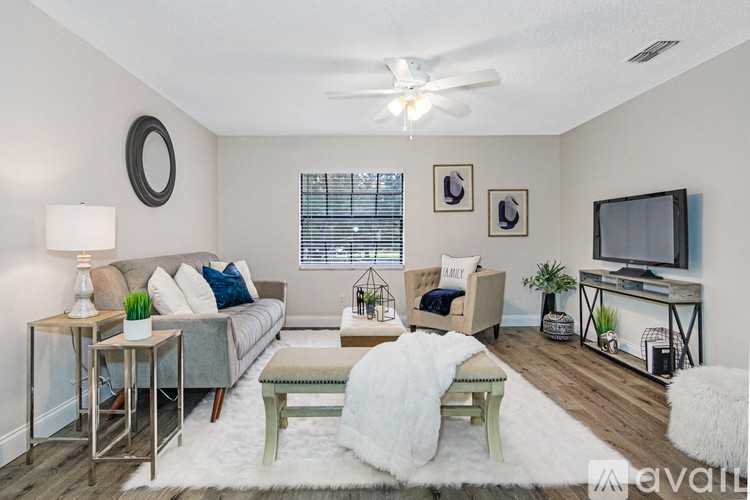 7806 Colonial Club Ct #3A - Photo 4 of 14