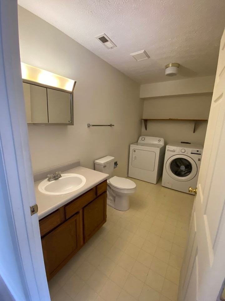 414 W Northlane Dr - Photo 4 of 17