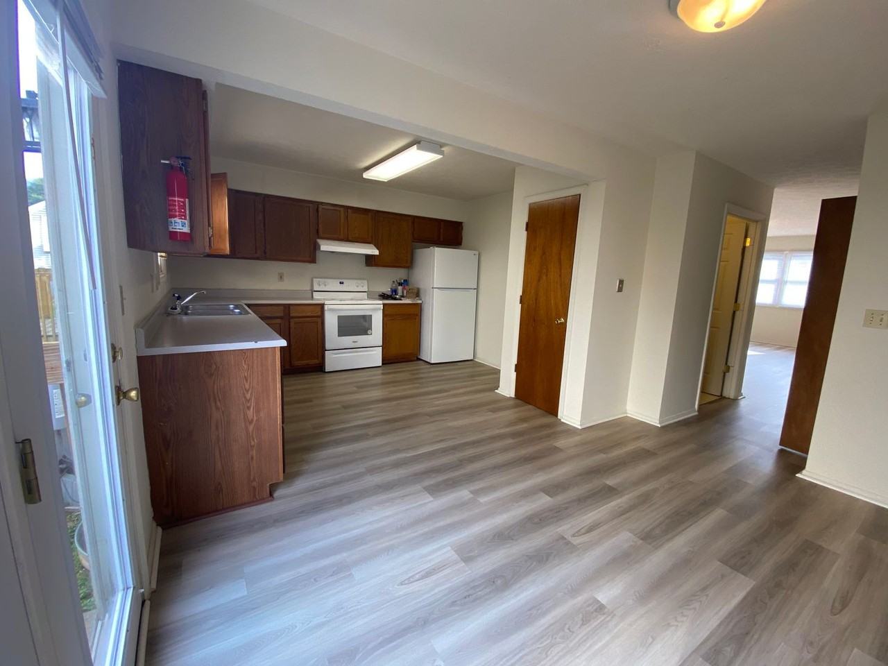 414 W Northlane Dr - Photo 6 of 17