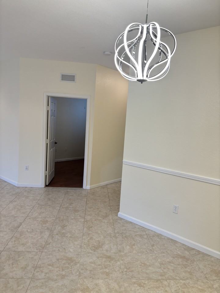 7554 Sw Herrington Ln #7554 - Photo 7 of 26