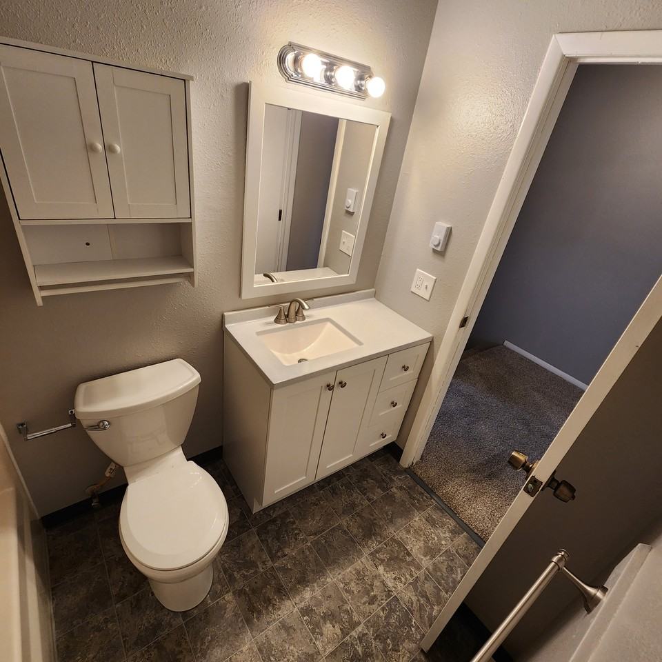9430 E M 21 #B - Photo 6 of 10
