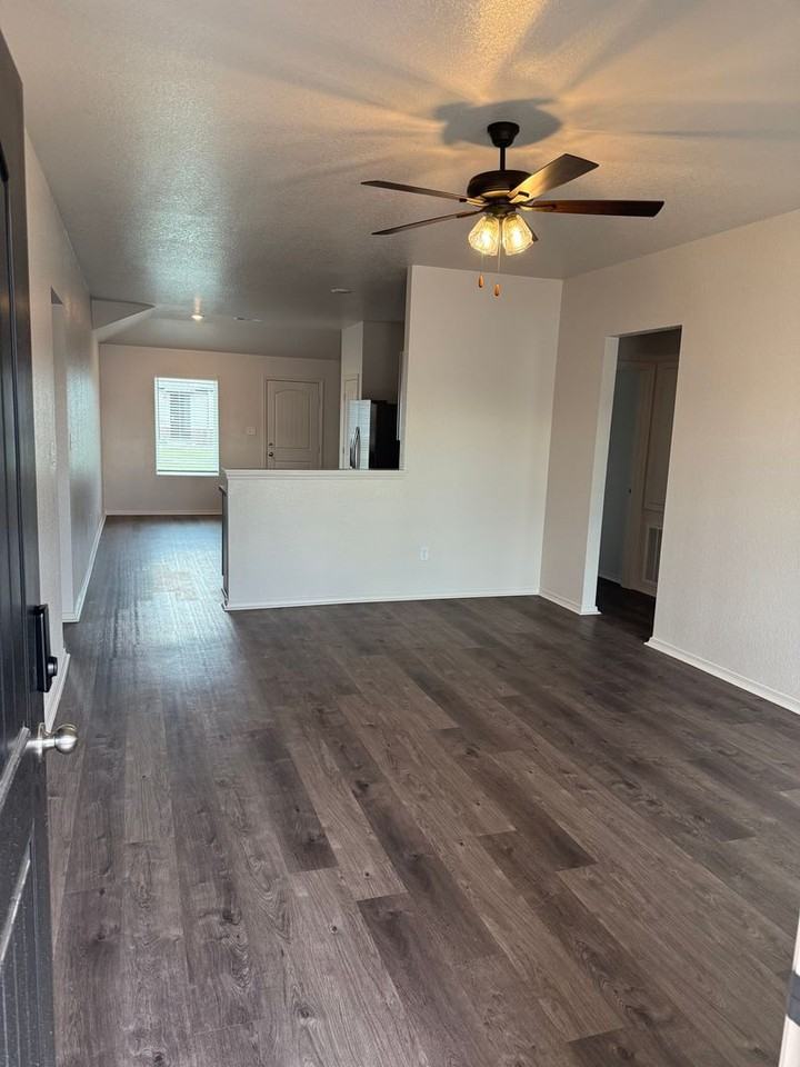 90 Farmhouse Cir - Photo 6 of 20