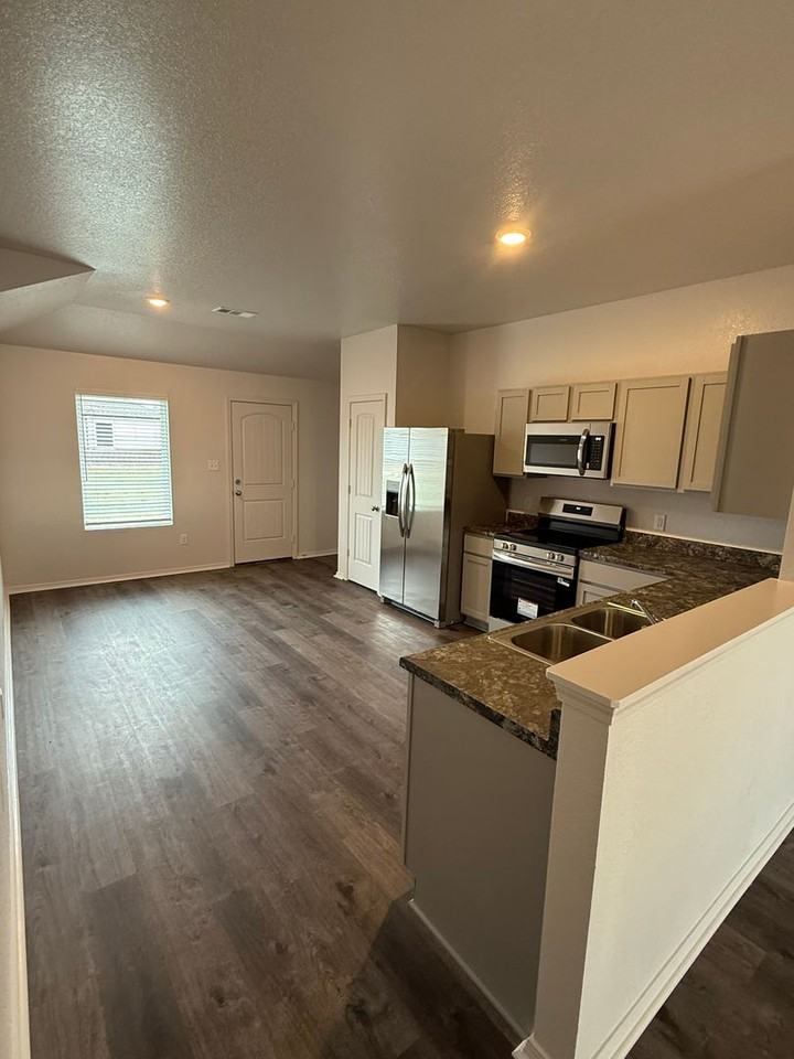 90 Farmhouse Cir - Photo 7 of 20