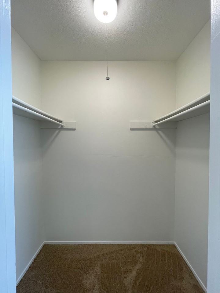 Brookhollow Tyler Apartments - Photo 6 of 22