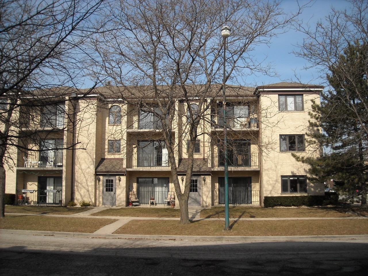 6596 North Ogallah Avenue #1B - Photo 3 of 16