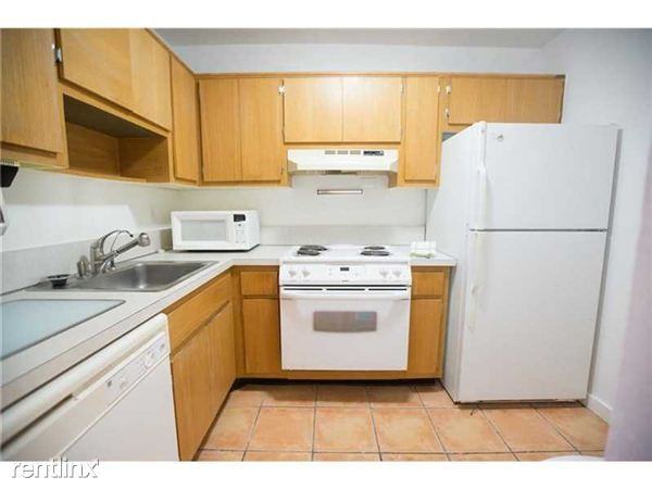 8315 SW 72nd Ave - Photo 2 of 12