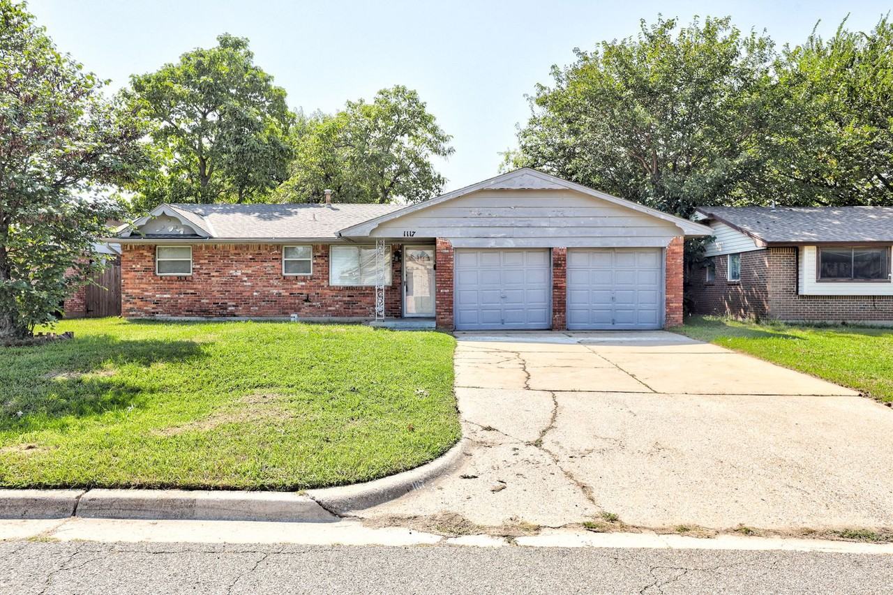 1117 South Howard Avenue - Photo 2 of 33