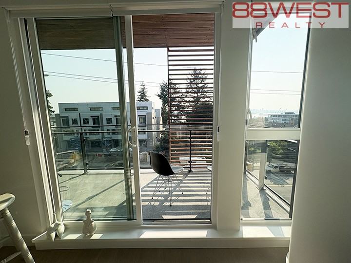 422 East 3rd Street #351 - Photo 5 of 33