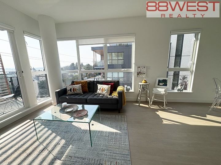 422 East 3rd Street #351 - Photo 4 of 33