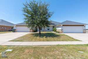 featured image of 3804 Carrera Ln