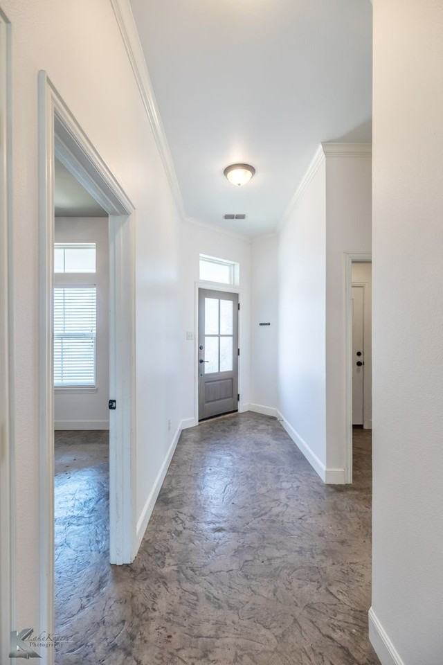 3804 Carrera Ln - Photo 6 of 30