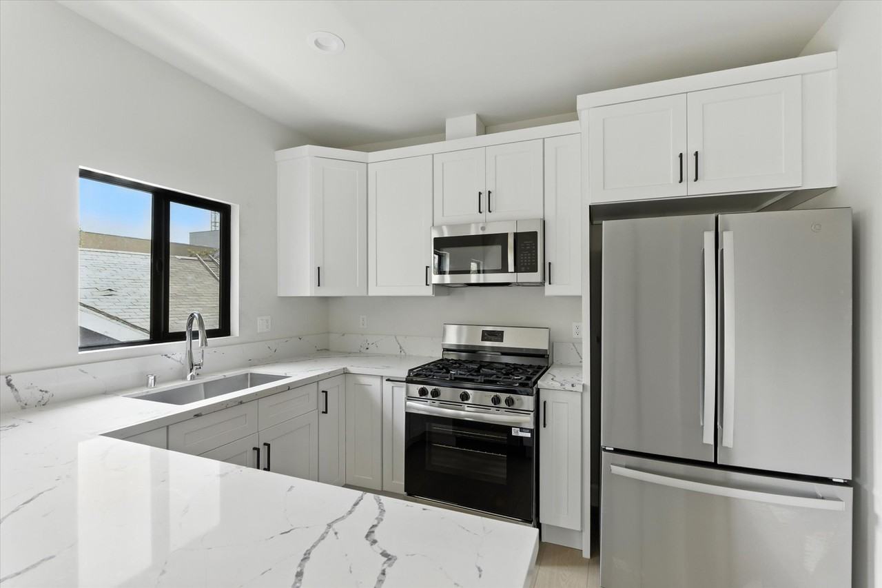 1172 Wilton Place - Photo 6 of 19