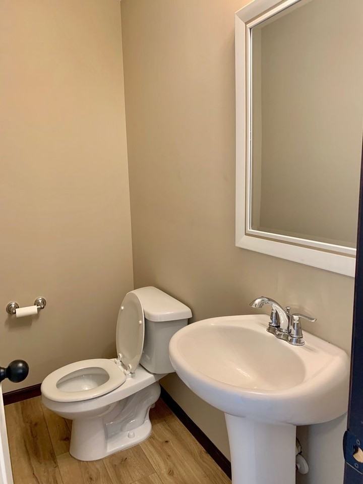 8712 E Harry St - Photo 6 of 24