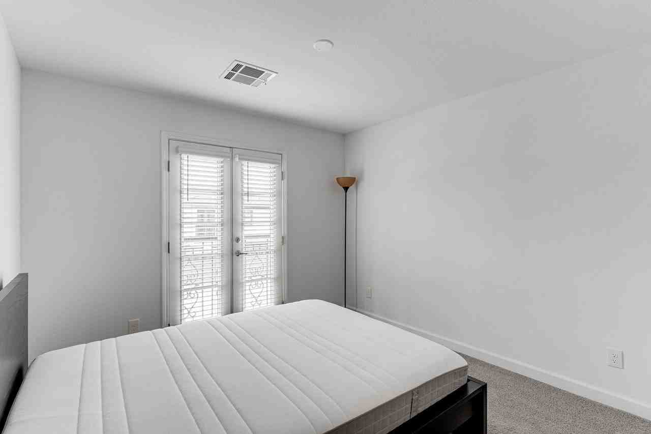 683 Omaggio Pl - Photo 3 of 32