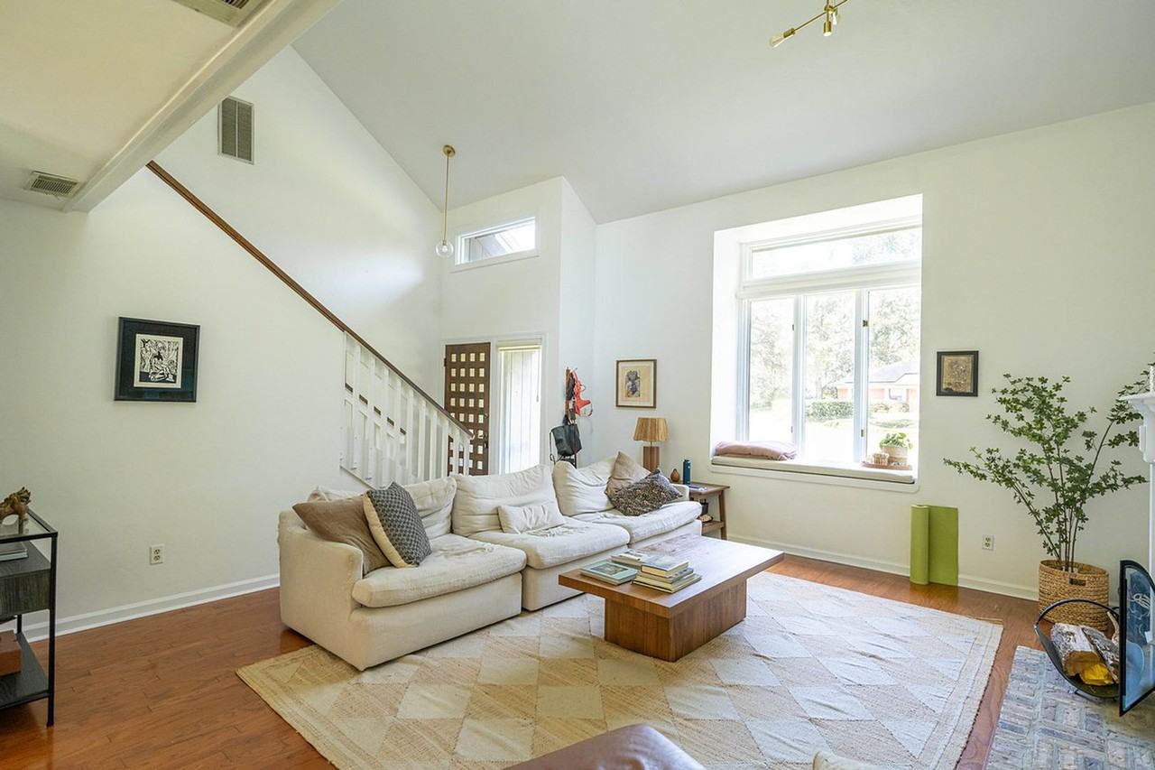 3724 Longchamp Cir - Photo 5 of 50