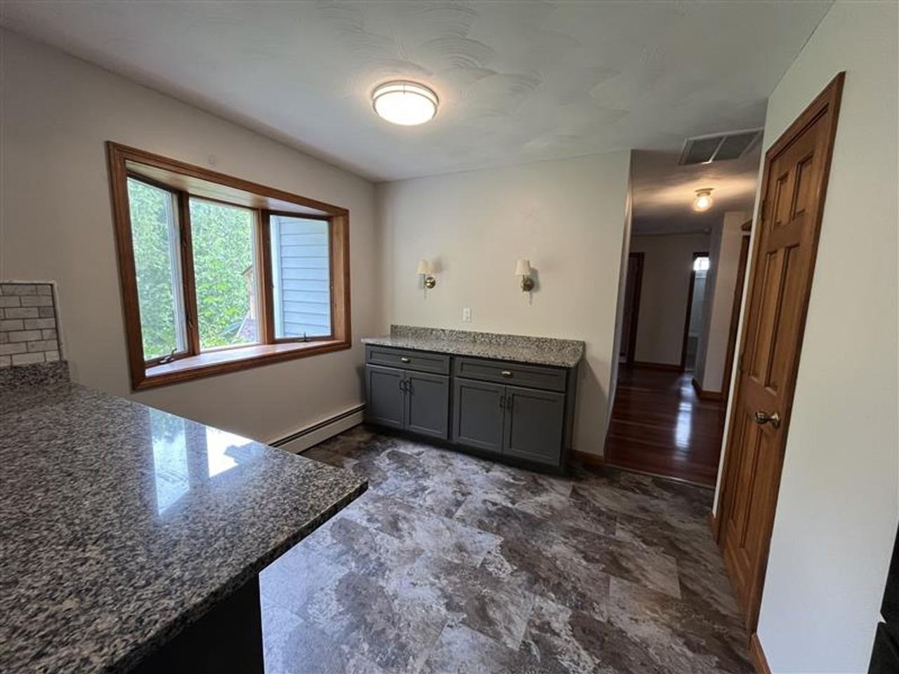 9 Clearview Ave - Photo 2 of 26