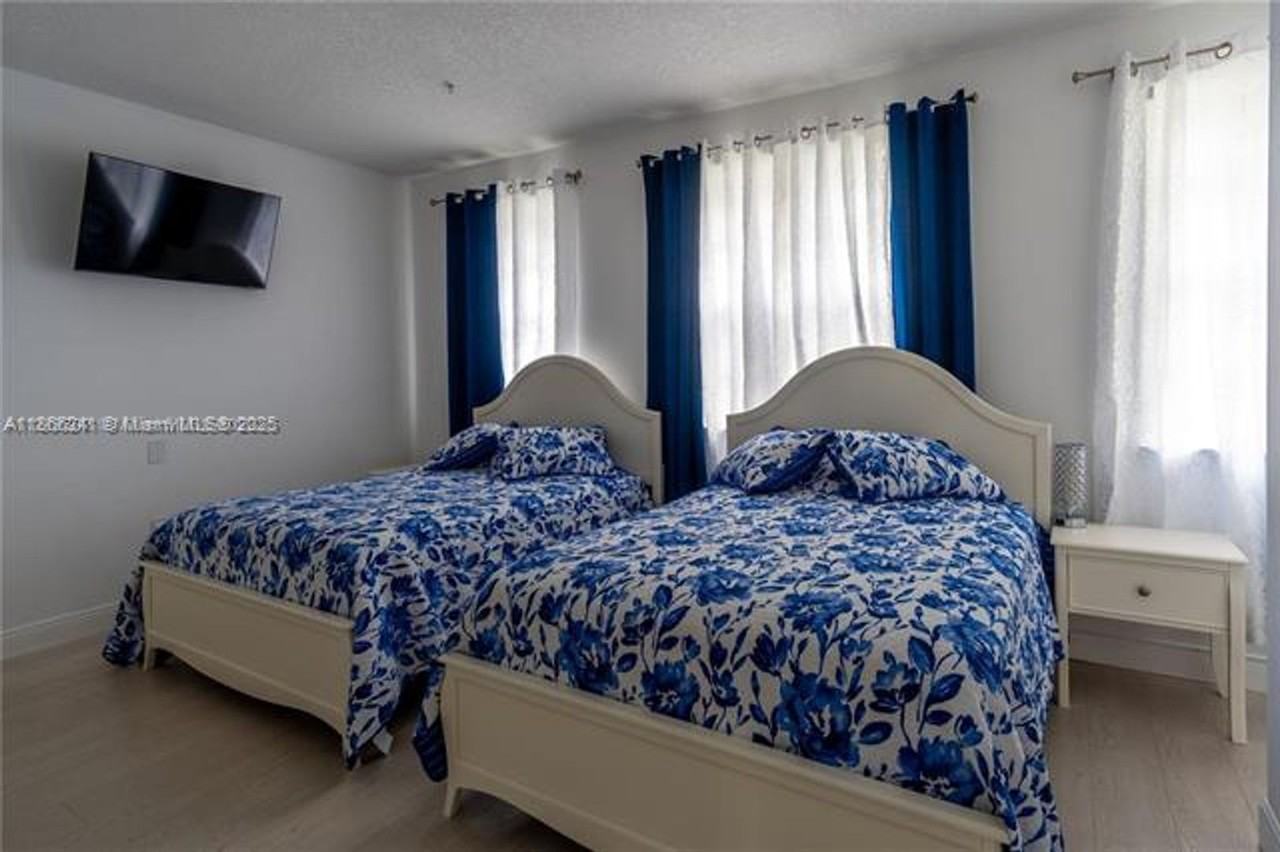 2069 2069 S Ocean Dr TH 16 - Photo 5 of 18